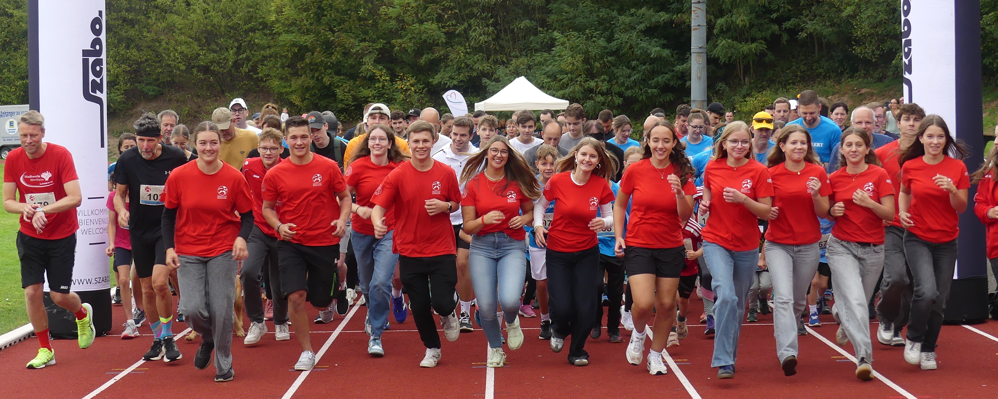 Bild vom Start des 14. Benefizlaufs
